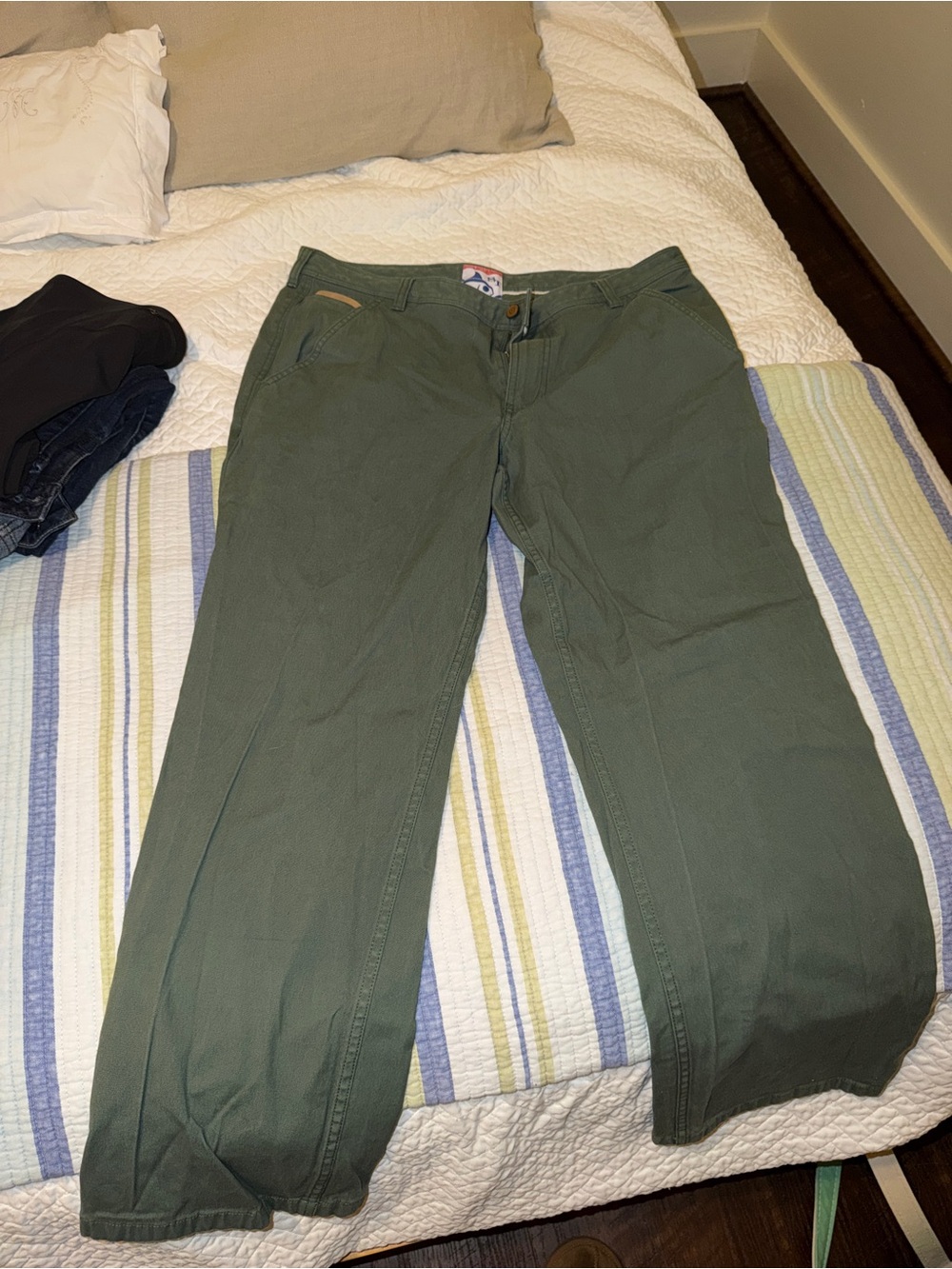 36x30 Green Southern Tide Pants